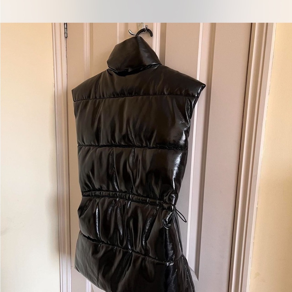H&M Shiny Black Puffer Vest Gilet Divided size XXS extra extra small Women’s - Picture 8 of 9